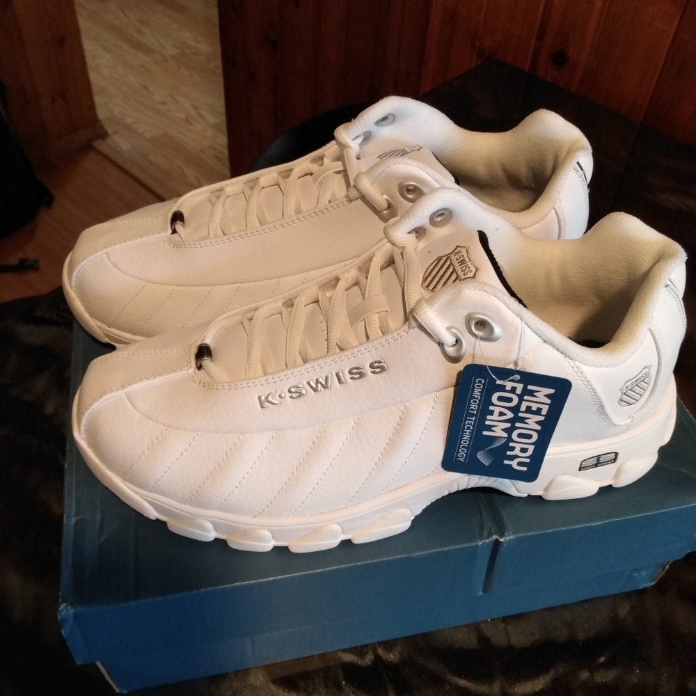 K-Swiss Shoes NWT size 10.5 wide